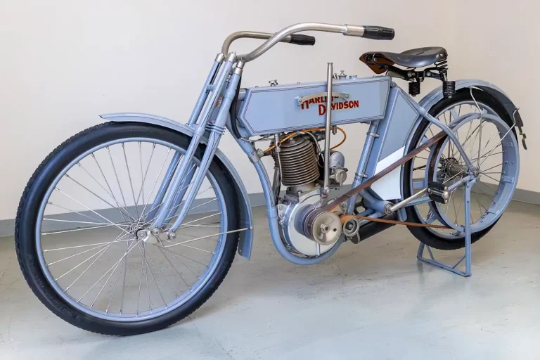 100-Year-Old Motorcycles at Mecum LV Motorcycles 2027