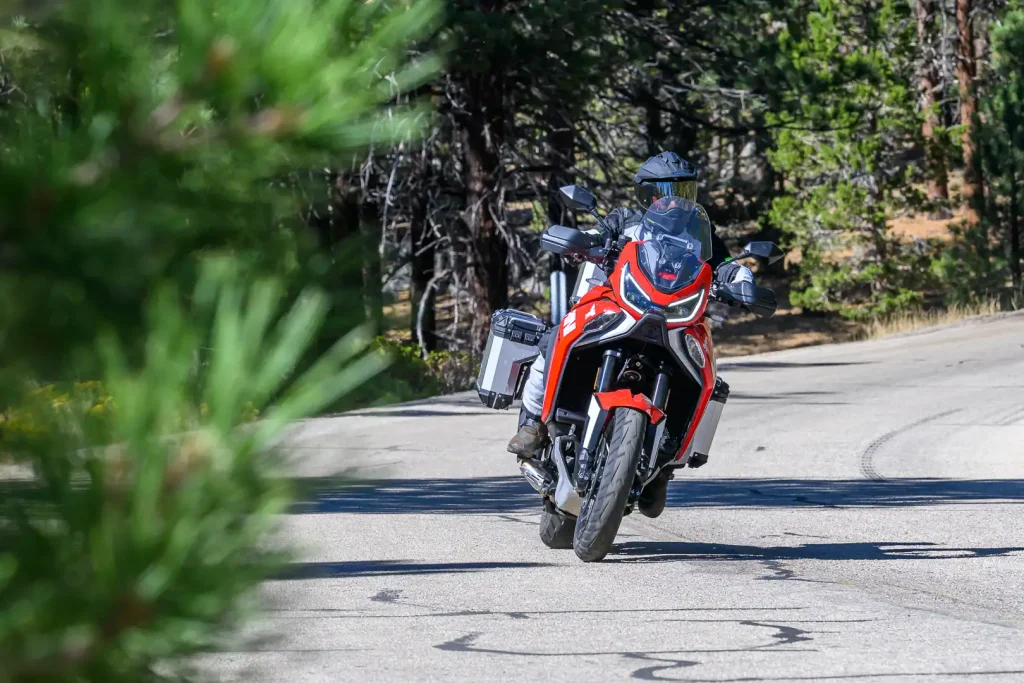 Leaning the bike in a left hand turn in the 2026 Moto Morini X-Cape 1200 review