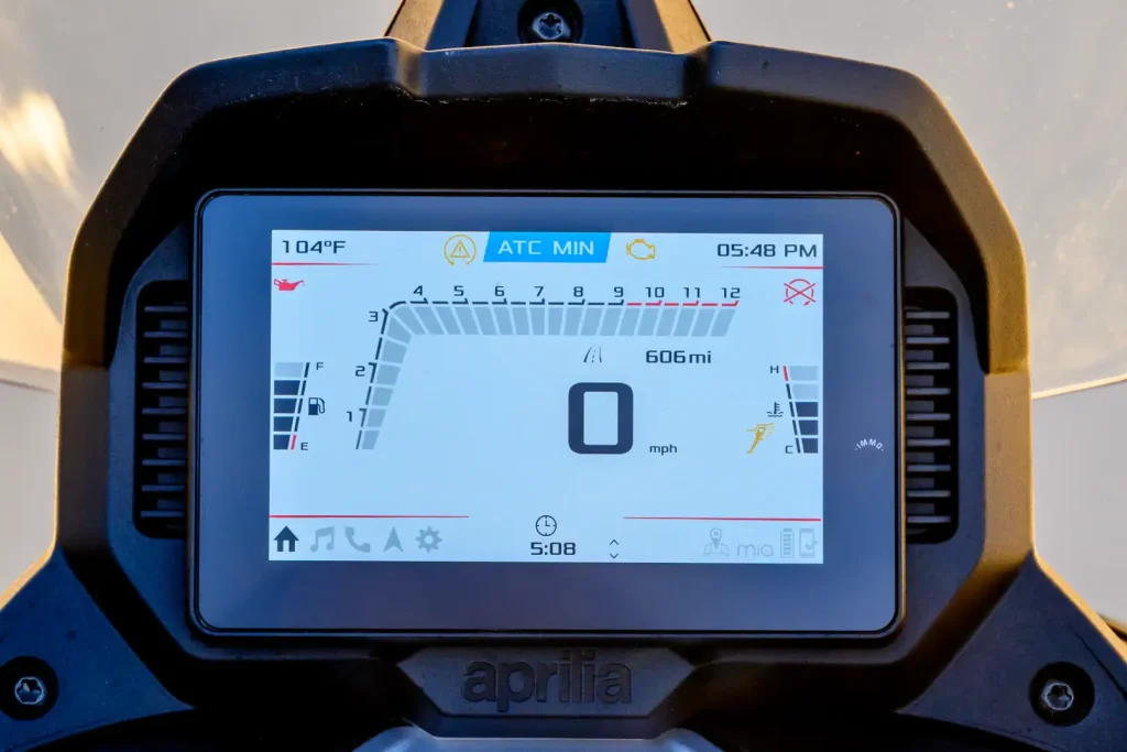 TFT dash on the 2027 Aprilia SR GT 400.