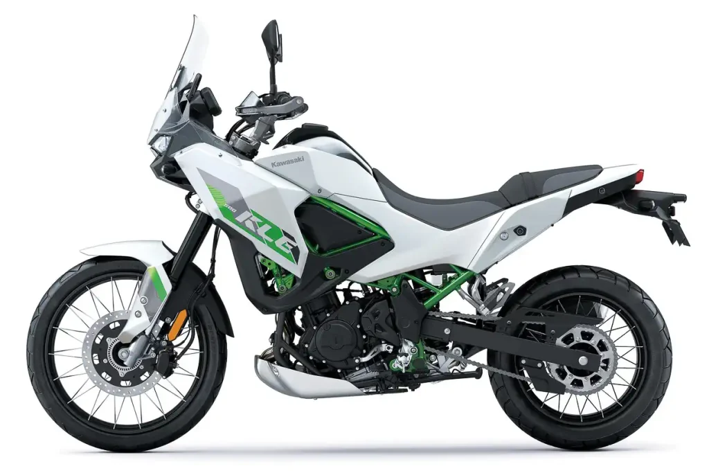 2027 Kawasaki KLE500 SE Smartride in the studio, left side profile