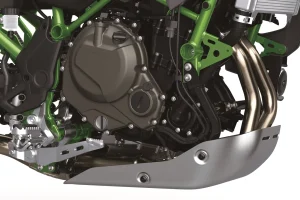 KLE650 SE 649cc parallel-twin engine, trellis frame, and aluminum skid plate