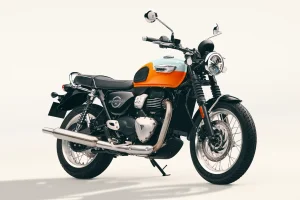 2027 Triumph Bonneville T40 in studio. Right front 3/4 view.