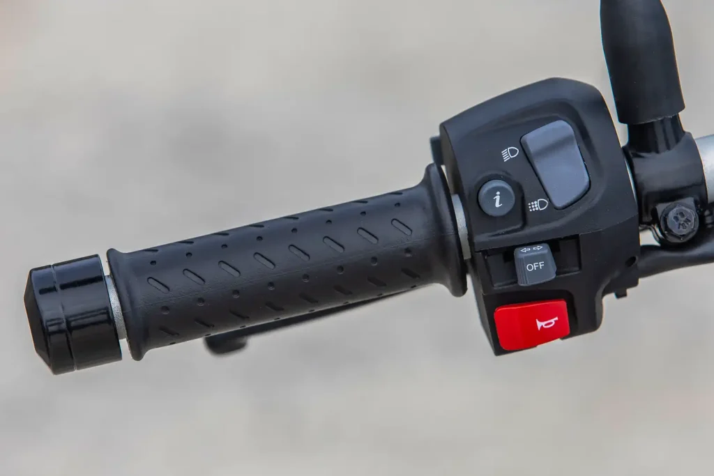 Motorcycle switchgear