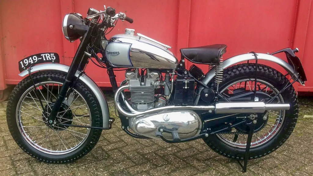 1949 Triumph TR5 Trophy left side